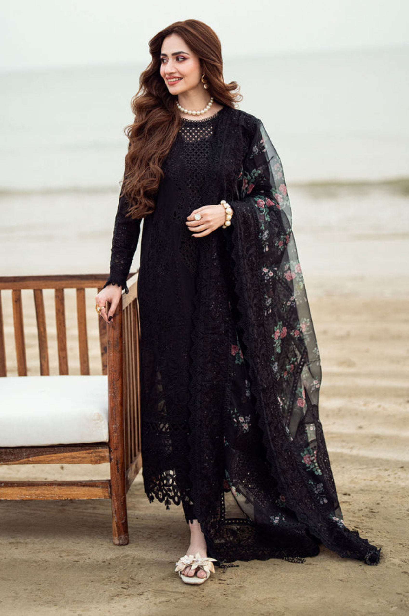 Miraah Premium Embroidered Luxury Cotton – Midnight Onyx Tapestry